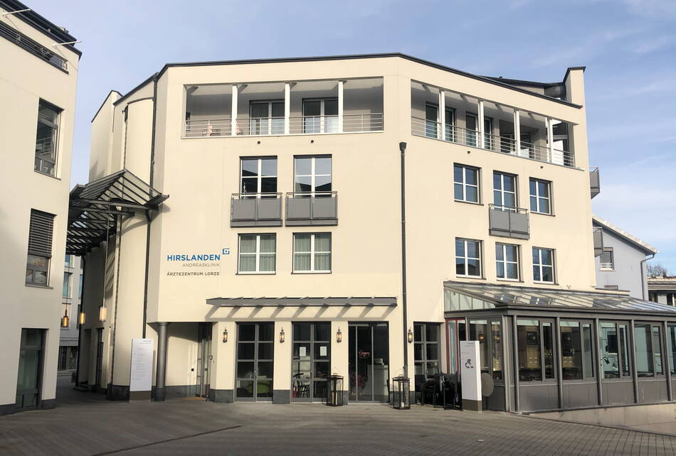 Dorfplatz1 Cham.jpg Dorfplatz1 Cham.jpg